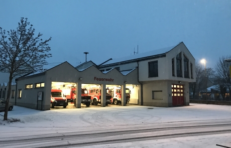 Gerätehaus im Winter